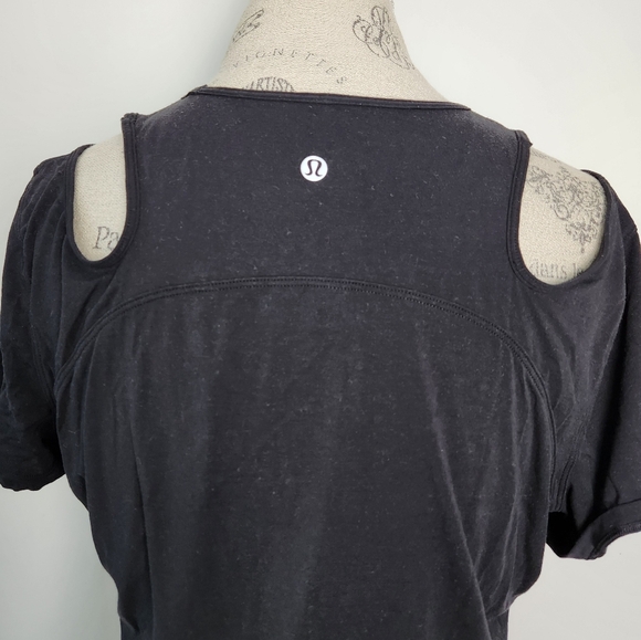 Lululemon Shoulder Cutout Yoga Tshirt - Picture 4 of 13